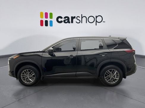Used 2021 Nissan Rogue S image 2