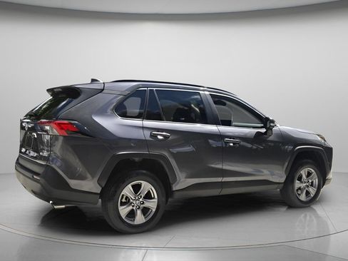Used 2023 Toyota RAV4 XLE FWD image 7