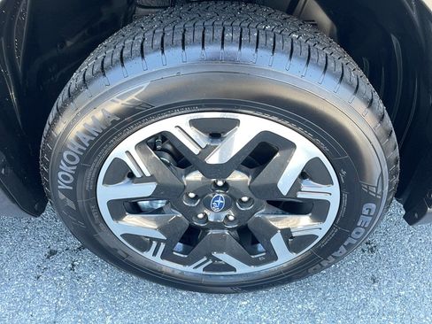 Used 2025 Subaru Forester image 5