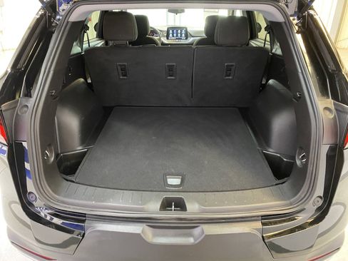 Used 2025 Chevrolet Blazer LT FWD image 28