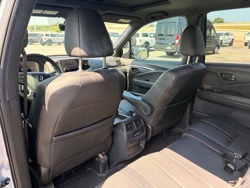Used 2022 Honda Pilot TrailSport image 30