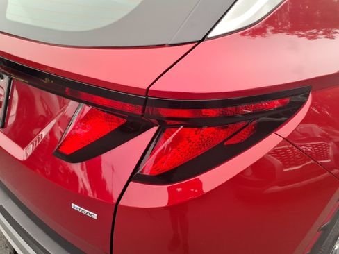 Certified 2025 Hyundai Santa Fe Limited AWD/4WD image 14