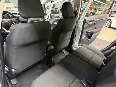 Used 2016 Honda Fit EX image 37