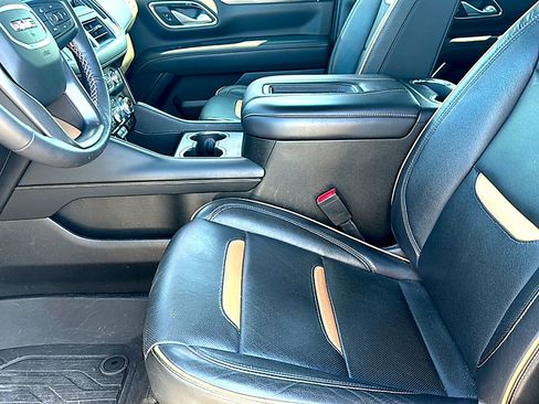 Used 2022 GMC Yukon AT4 w/ Max Trailering Package image 13