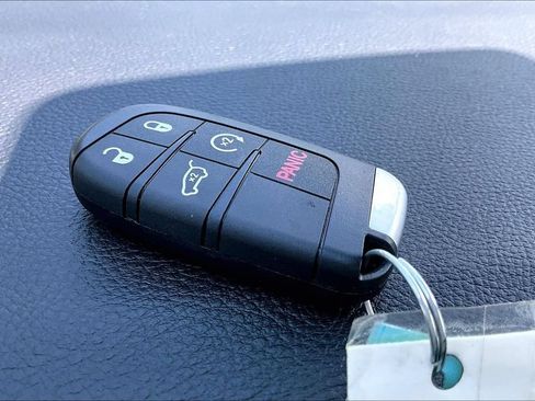 Used 2022 Dodge Durango GT AWD/4WD image 12
