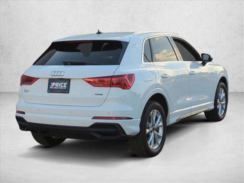 Certified 2025 Audi Q3 2.0T Premium w/ Convenience Package image 5