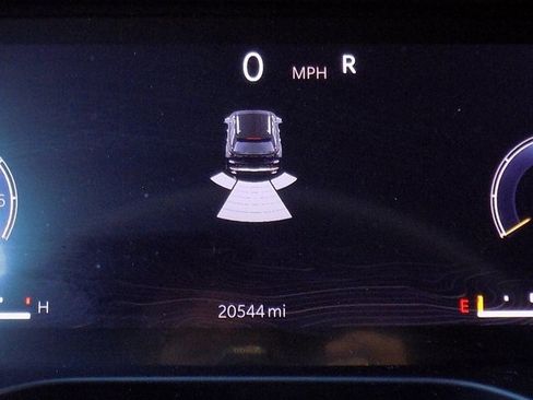 Used 2024 Jeep Grand Cherokee Laredo w/ MOPAR Finishing Package image 14