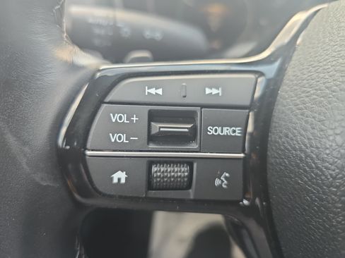 Used 2025 Honda Civic Sport image 16