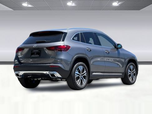 New 2026 Mercedes-Benz GLA 250 image 8