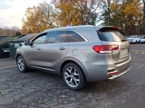 Used 2018 Kia Sorento SX image 4