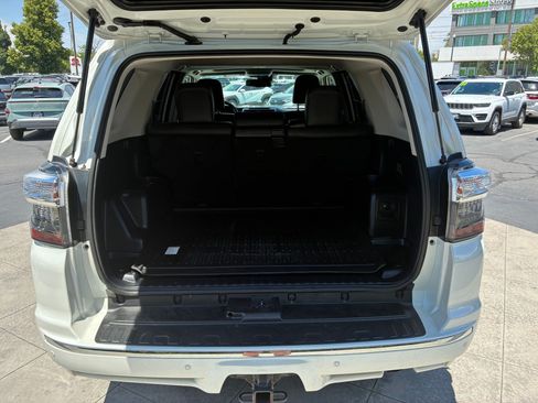 Used 2021 Toyota 4Runner Limited AWD/4WD image 30
