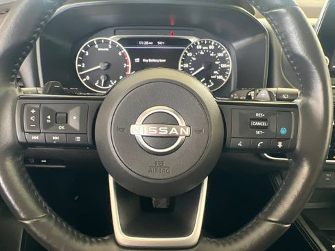 Used 2023 Nissan Rogue SL AWD/4WD image 58