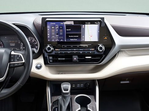 Used 2022 Toyota Highlander Limited image 37