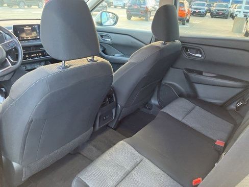 Used 2024 Nissan Rogue SV image 24