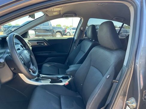 Used 2015 Honda Accord LX image 22
