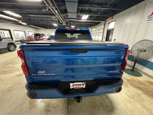 Certified 2023 Chevrolet Silverado 1500 RST image 5