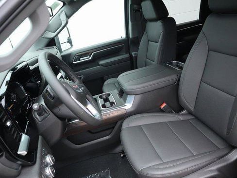 New 2026 GMC Sierra 2500 SLT w/ SLT Convenience Package image 27