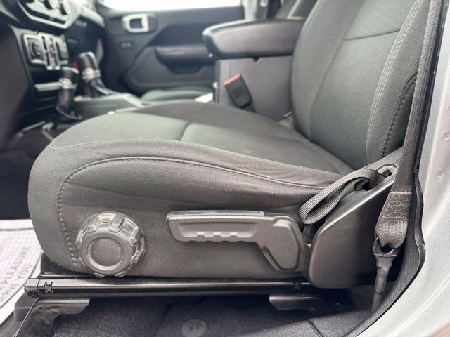 Used 2019 Jeep Wrangler Unlimited Sport S AWD/4WD image 9