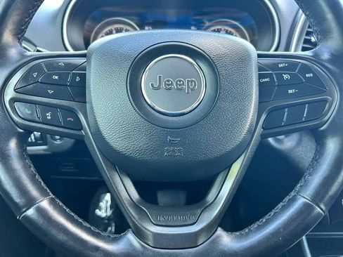 Used 2021 Jeep Cherokee Trailhawk w/ Sun, Sound & Nav Group AWD/4WD image 23