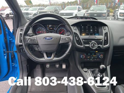 Used 2016 Ford Focus RS image 17