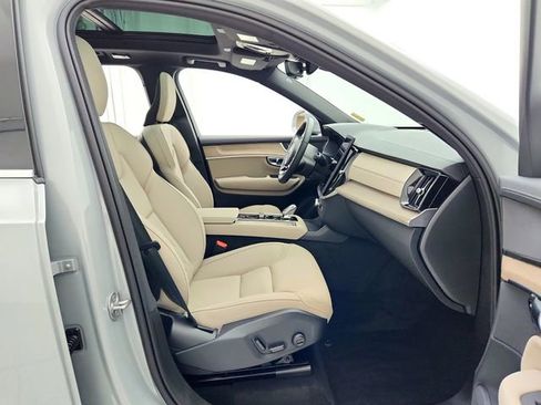 Certified 2026 Volvo XC90 B5 Plus w/ Protection Package image 18