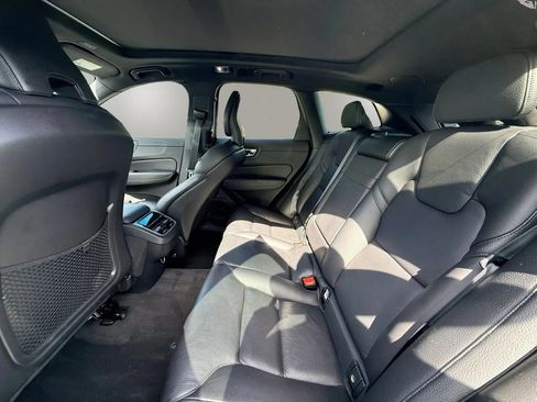 Used 2020 Volvo XC60 T5 Inscription FWD image 13