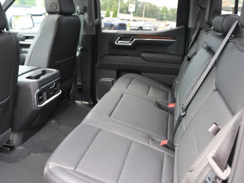 Used 2025 GMC Sierra 1500 Denali w/ Denali Reserve Package AWD/4WD image 35