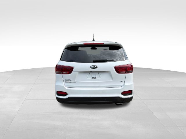 Used 2019 Kia Sorento AWD V6 image 4