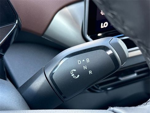New 2025 Volkswagen ID.4 Pro image 30