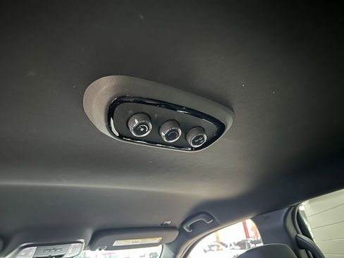 Certified 2023 Dodge Durango GT image 36