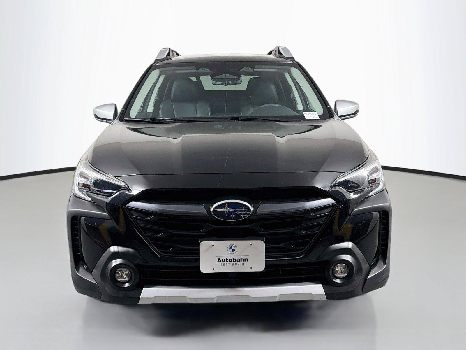 Used 2024 Subaru Outback Touring AWD/4WD image 2