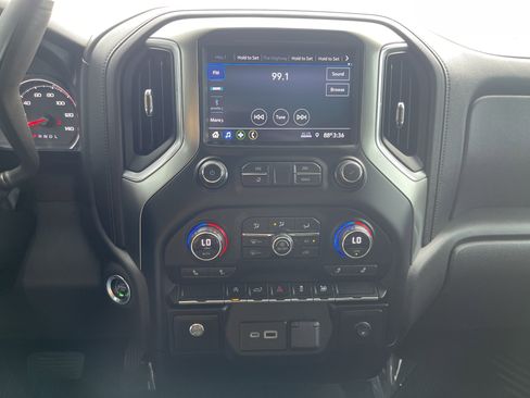 Used 2021 Chevrolet Silverado 1500 LT w/ LPO, Dark Essentials Package image 25