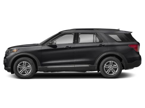 Used 2023 Ford Explorer XLT AWD/4WD image 57