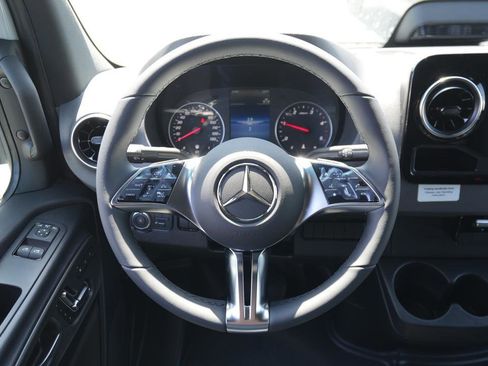New 2025 Mercedes-Benz Sprinter 2500 image 14
