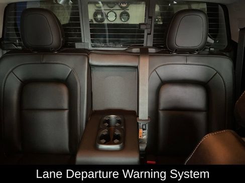 Used 2016 GMC Canyon SLT w/ Driver Alert Package AWD/4WD image 16