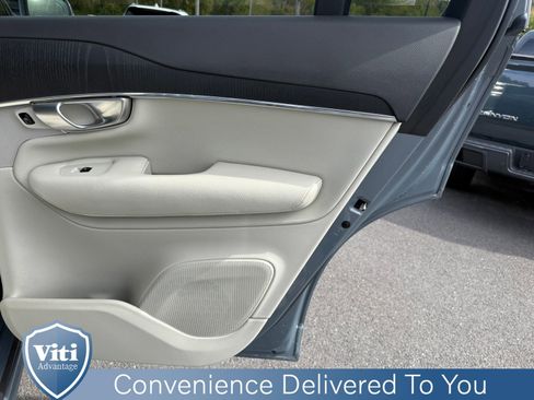 Used 2020 Volvo XC90 T5 Momentum image 26