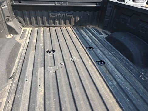 Used 2025 GMC Sierra 2500 AT4 w/ AT4 Premium Plus Package AWD/4WD image 6