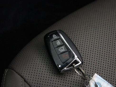 Used 2019 Hyundai Santa Fe XL SE w/ SE Premium Package 02 FWD image 28