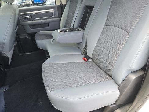 Used 2019 RAM 1500 Big Horn AWD/4WD image 38