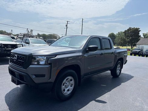 Used 2022 Nissan Frontier S w/ Technology Package AWD/4WD image 4