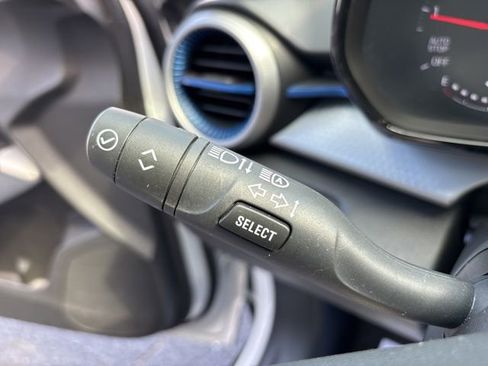 Used 2024 Chevrolet Trax LS w/ LS Convenience Package image 25