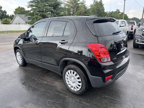 Used 2017 Chevrolet Trax LS FWD image 5