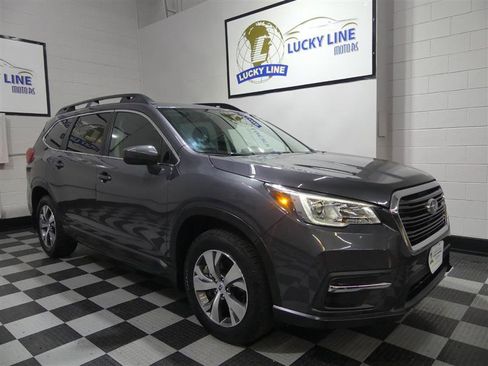 Used 2020 Subaru Ascent Premium w/ Convenience Package image 4
