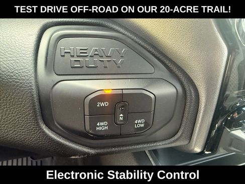 New 2026 RAM 2500 Big Horn AWD/4WD image 16