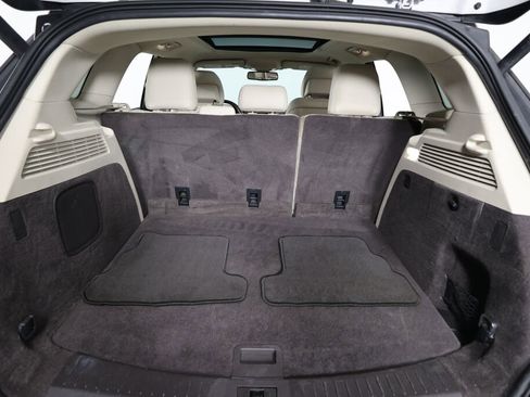 Used 2017 Lincoln MKC Reserve w/ Lincoln MKC Climate Package image 16