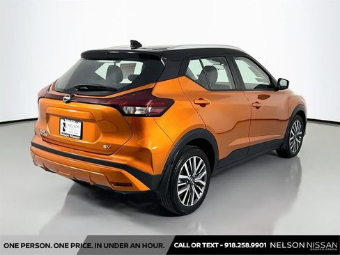 Used 2023 Nissan Kicks SV FWD image 5