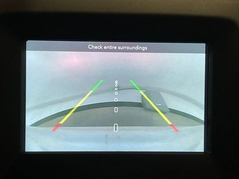 Used 2019 Jeep Compass Latitude w/ Safety & Security Group image 4