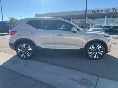 Certified 2025 Volvo XC40 B5 Ultra w/ Climate Package
