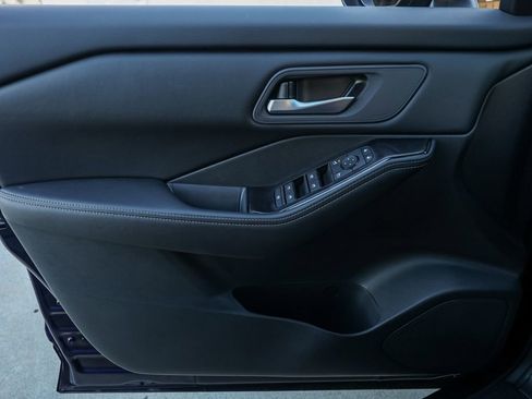 New 2026 Nissan Rogue SV image 23