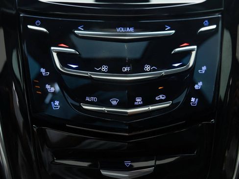 Used 2016 Cadillac Escalade Luxury AWD/4WD image 37